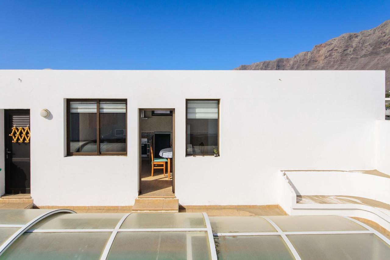 Famara Beach Apt Exterior photo